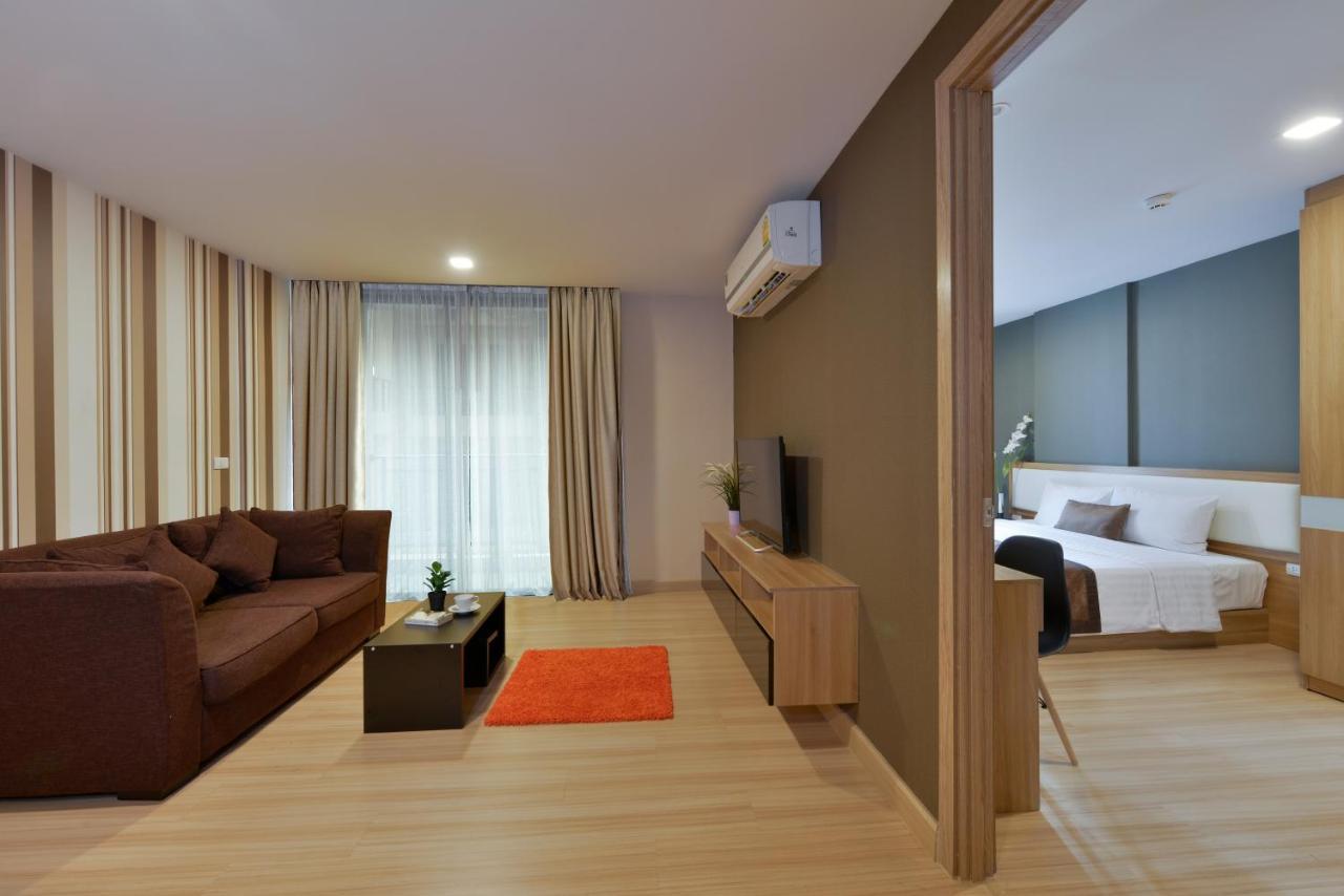 Ramada By Wyndham Bangkok Ten Ekamai Residences Экстерьер фото